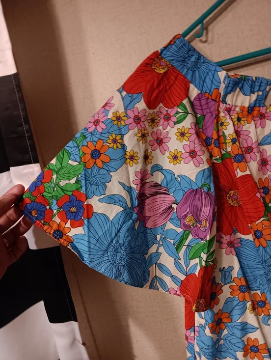 H&M Multicolor Floral Off-Shoulder Blouse - Picture 3 of 5